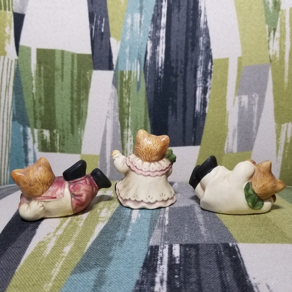 Vtg 3 Kitten Figurines Whimsical Naughty And Sweet Ceramic Porcelain Cats Japan - Picture 4 of 14